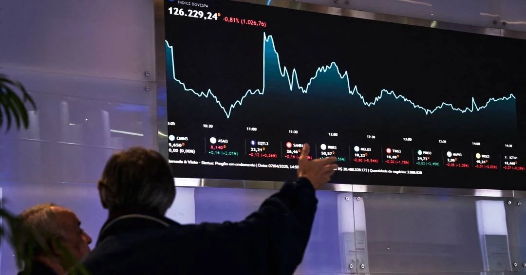 FIDCs crescem forte em 2025 e mantêm inadimplência sob controle, aponta estudo