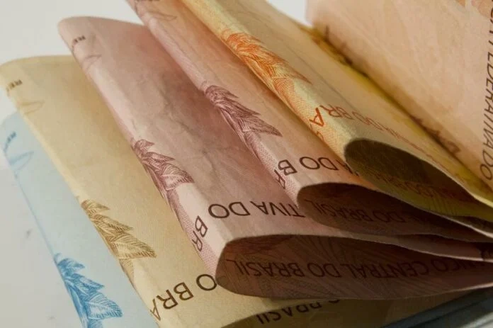 FIDCs chegam a R$ 741 bilhões e mais que dobram número de investidores - GAZETA MERCANTIL